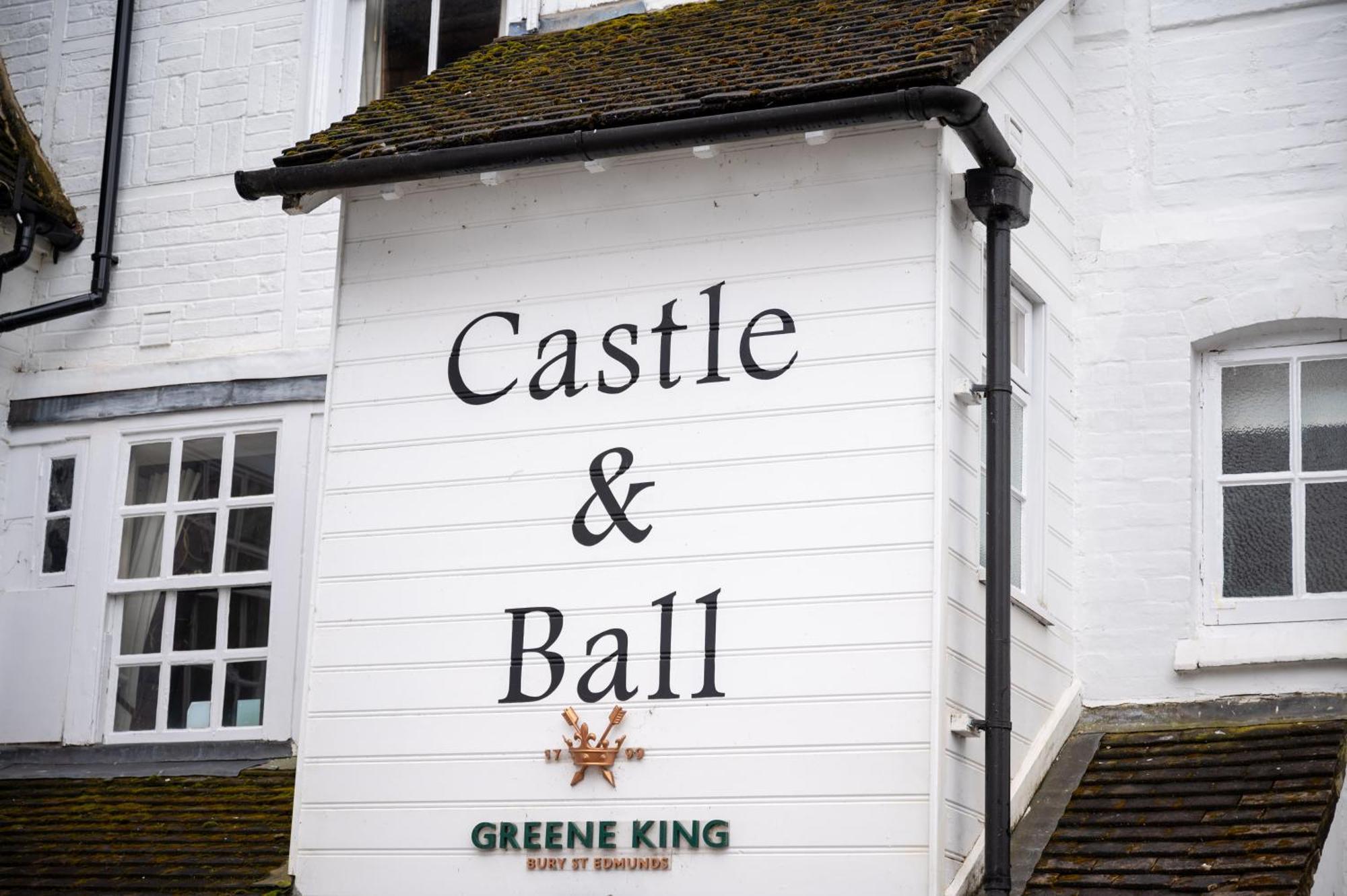Castle And Ball By Greene King Inns Μάρλμπορο Εξωτερικό φωτογραφία